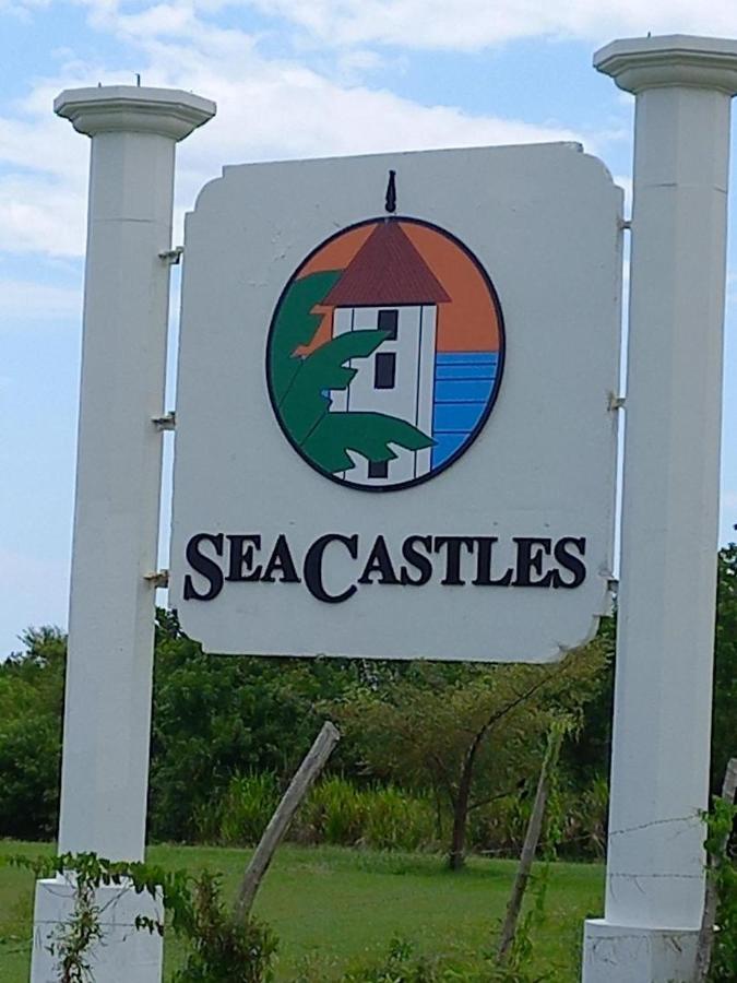 Sea Castles La Vue Apartment Teluk Montego Bagian luar foto